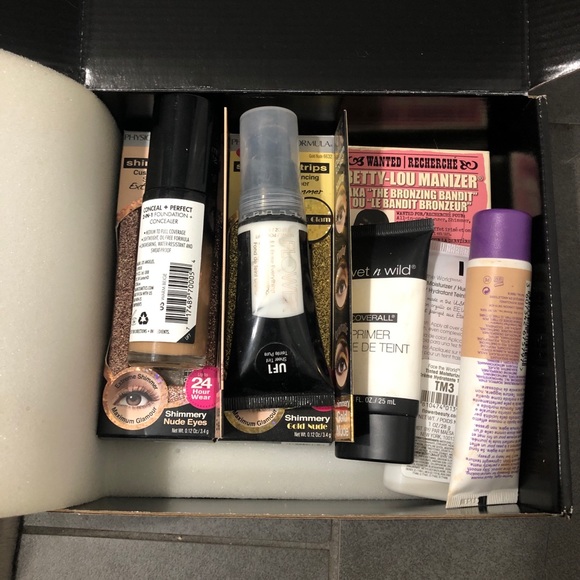 Lots 8 makeup sets - Picture 8 of 8